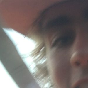 Meet your Posher, Ethan